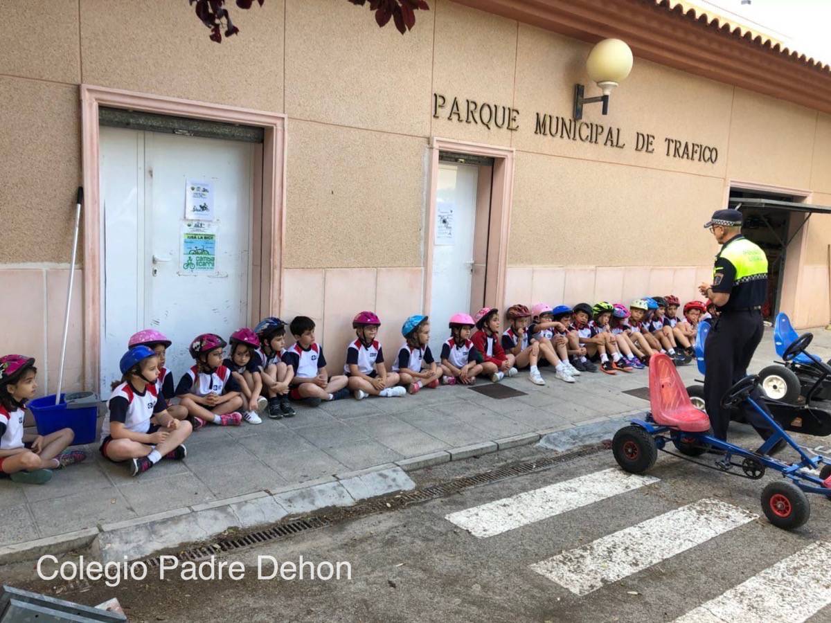 1 Primaria En El Parque De Trafico